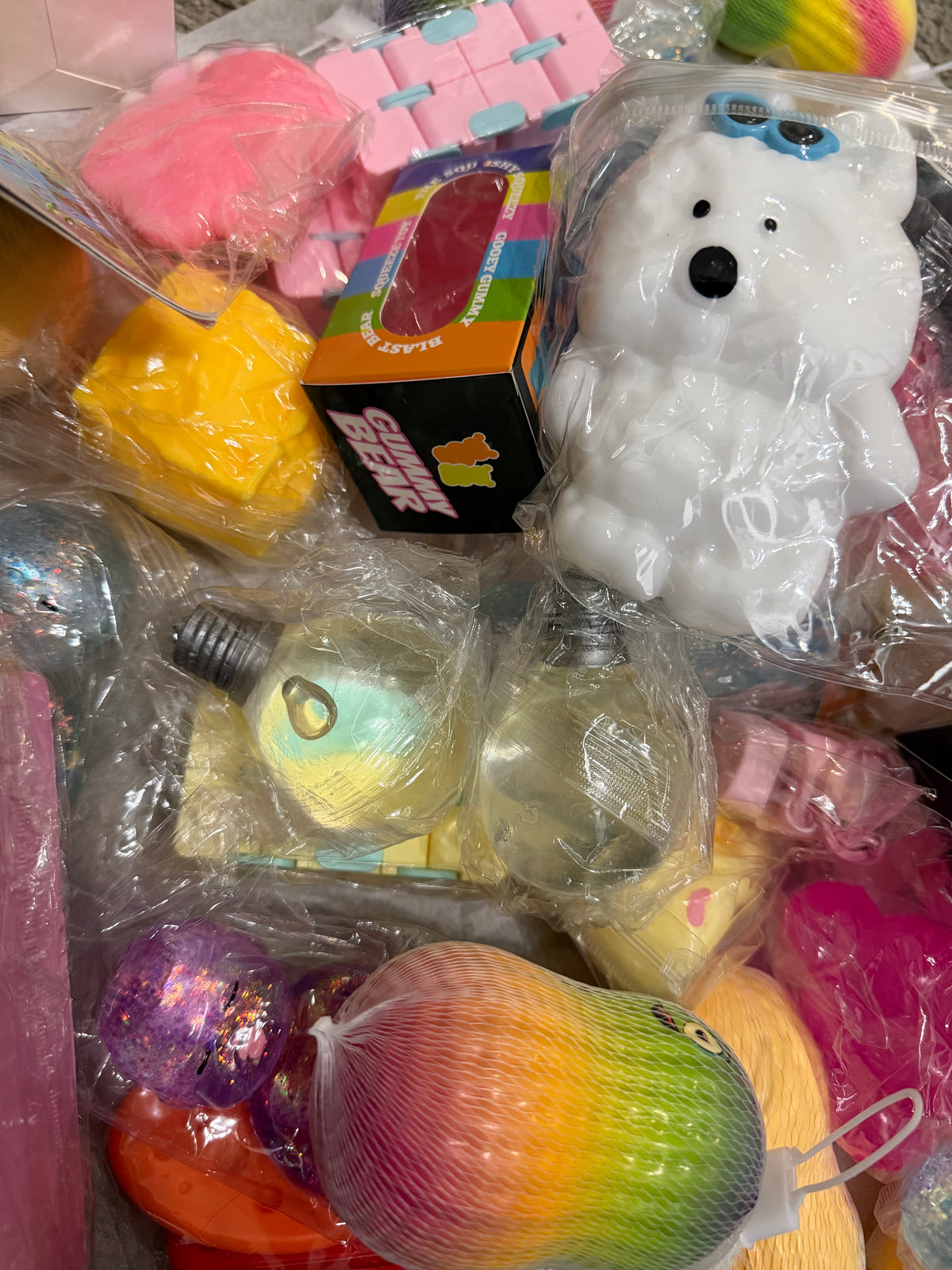 XAE Mystery Squishy & Fidget Box – 10+ Surprise Sensory Toys
