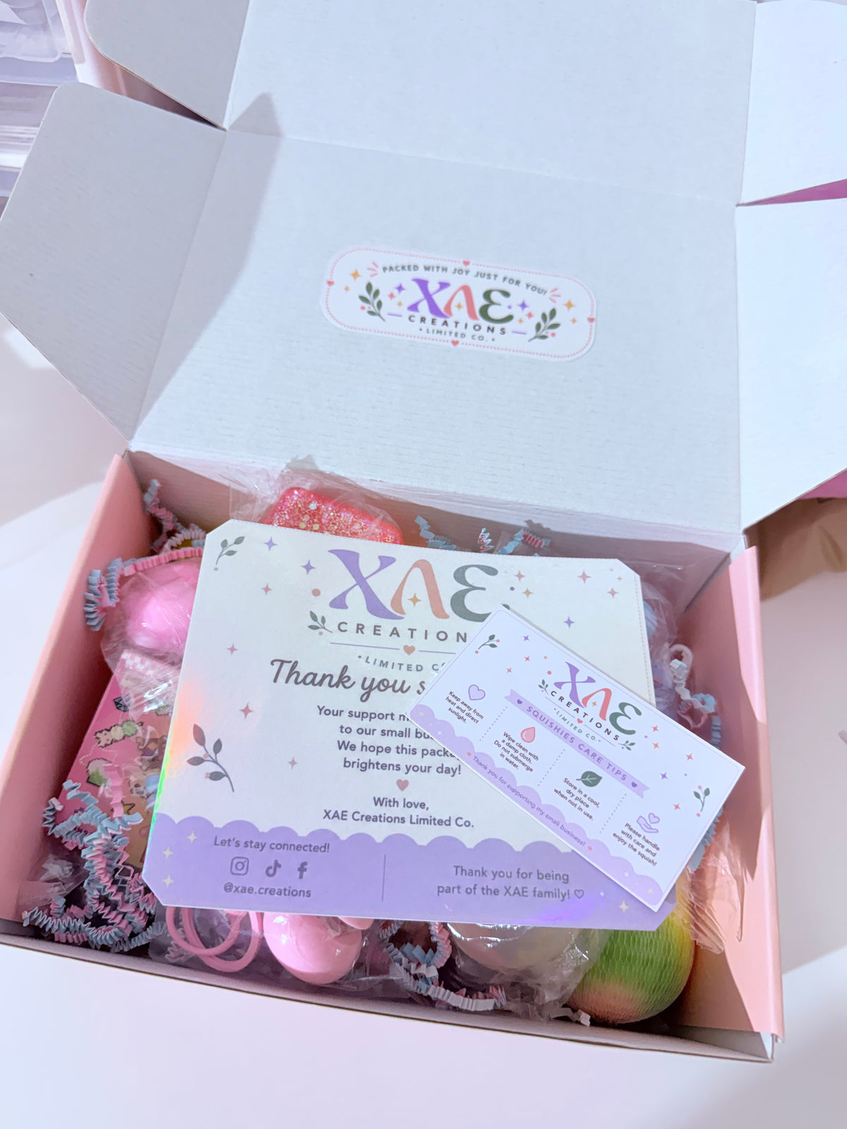 XAE Mystery Squishy & Fidget Box – 10+ Surprise Sensory Toys